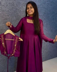 3 In 1Gown - S, Wine