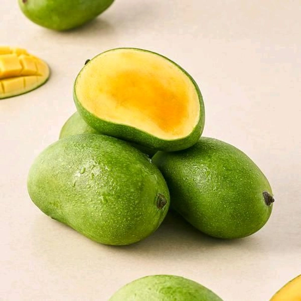 Chusa Mango (Aam) - (900gm-1kg)