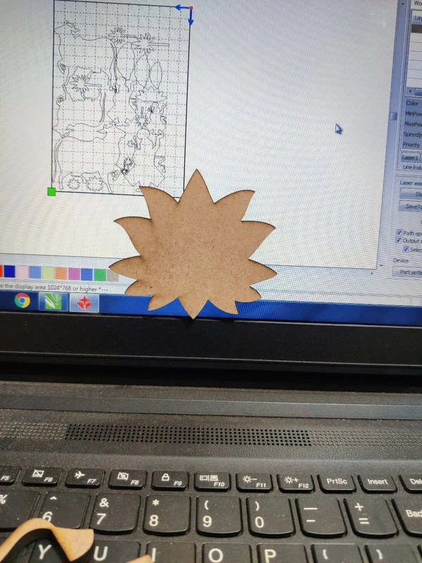 MDF Craft Bazar MDF Lotus - natural, size 5inch thickness 5.5mm