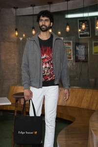 Anime T Shirt  - L