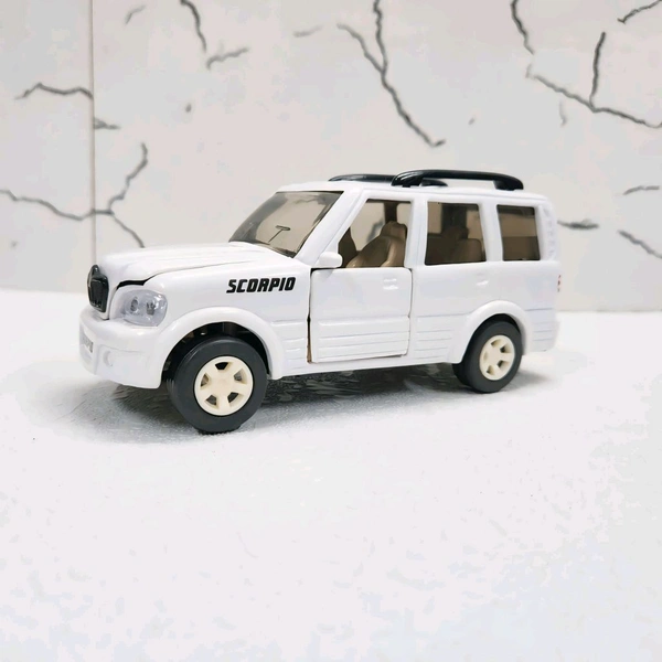 Miniature Scorpio Model Car (White)  - 1:32