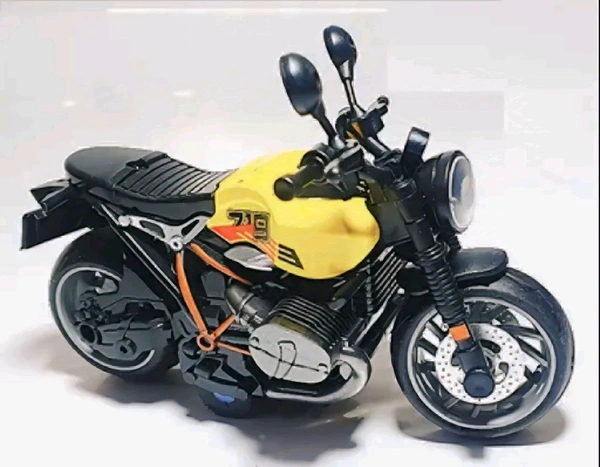 Miniature 1:14 Scale Model Pull Back Action Die Cast Superbike  - 1:14