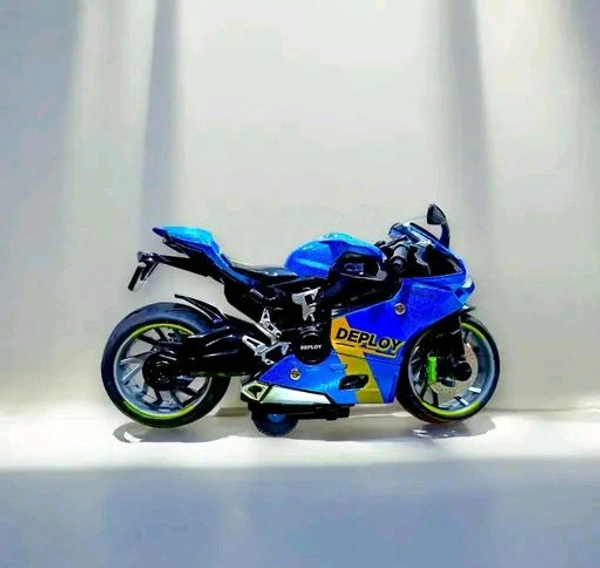 Miniature Sport  Die-cast Alloy Motorbikes  1:14 Scale Alloy Metal  - 1:14