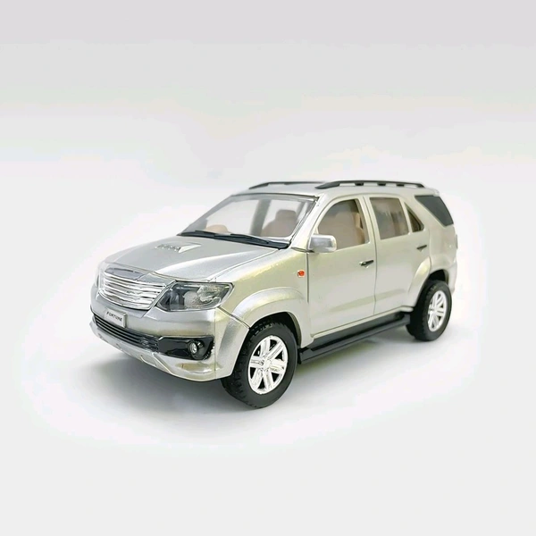 Miniature Fortuner Car  - 1:32