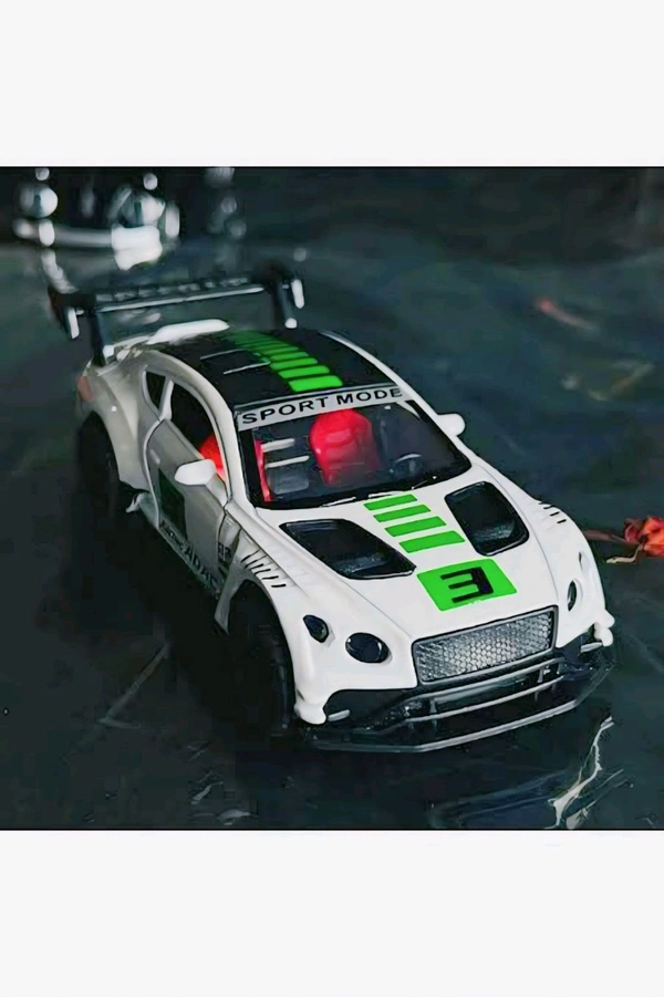  Miniature Die Cast Car Scale Model With Sound Light  - 1:32