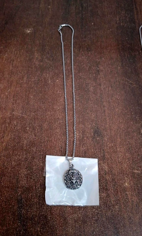 Chains & Locket - Style Hindu Lord Bajrangbali Hanuman Face Locket With Chain idol Monkey God of Devotion Locket Silver Zinc And Metal Pendant Necklace Chain For Men And Women (1 PC)