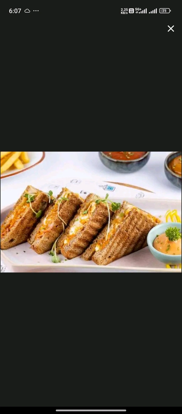 Tandoori Paneer Sandwich