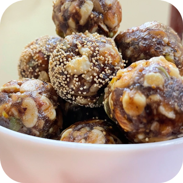 Dry Fruit Roll (Sweetened With Dates & Fig) - 500 g