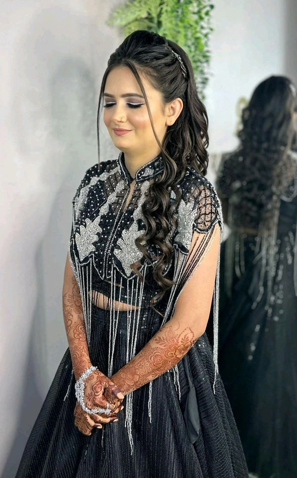 Black Western Lehenga With Cap On Rent - https://www.instagram.com/reel/DAnXH36II5v/?igsh=MTFidmZ5dmo3Nm9j