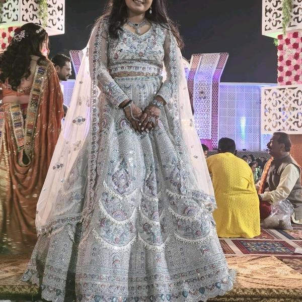 Designer Off-white Lehenga On Rent