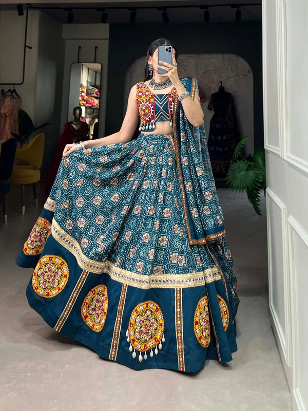 Radiate Festive Elegance in a Pure Rayon Navratri Chaniya Choli, Complete with Sophisticated Printed Foil Work and Gamthi Patch & Lace Touch-Up 💫