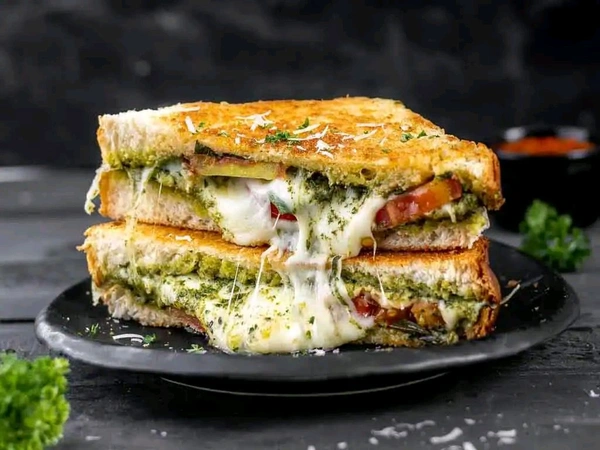 Veg Cheese Sandwich 🥪