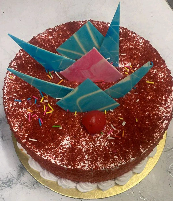 Red Velvet Egg Less Cakes 