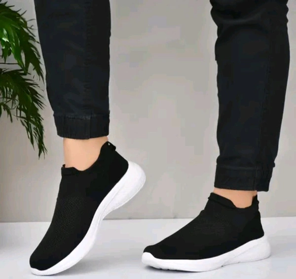Xavo men slip on moccasins socks shoes  - Black, Ind 8