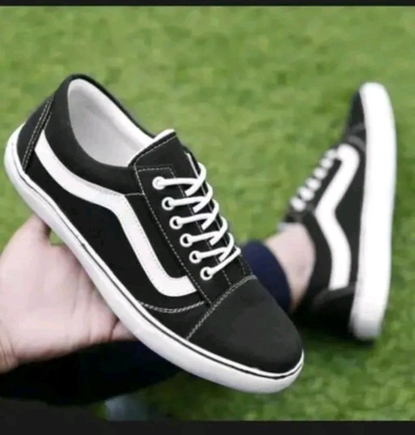 Wolfors Sneakers For Men  - Black, Ind 8