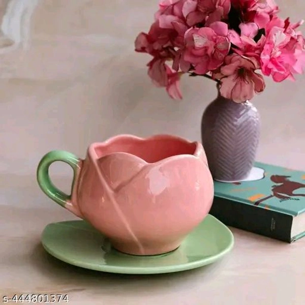 Elegant PCENFAP032 Pink Tulip Flower Ceramic Tea Cup and Leaf-Shaped Saucer Set
Name: Elegant Pink Tulip Flower Ceramic Tea Cup and Leaf-Shaped Saucer Set
 