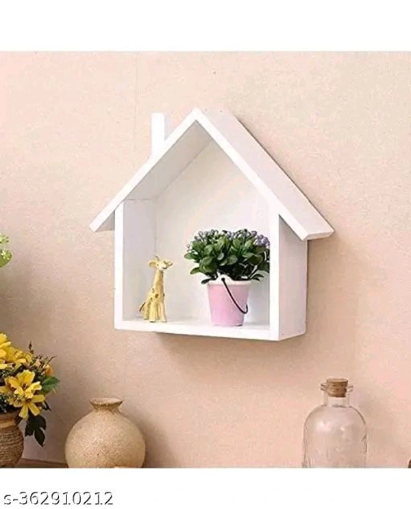 Hut PCENFAP063 
Name: Hut
Material: Wooden
Ideal For: Living Room
 