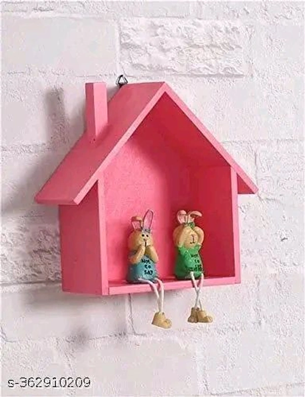 Hut PCENFAP063 
Name: Hut
Material: Wooden
Ideal For: Living Room
 