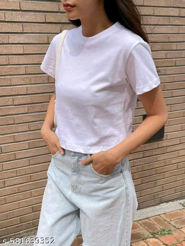 CROP HALF SLEEVE TSHIRT
Name: CROP HALF SLEEVE TSHIRT
Fabric: Cotton
 