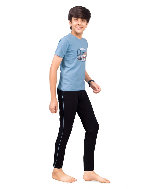 Vee MAX Vee Max Boys Printed Collar Night Suit - 7-8 Yrs