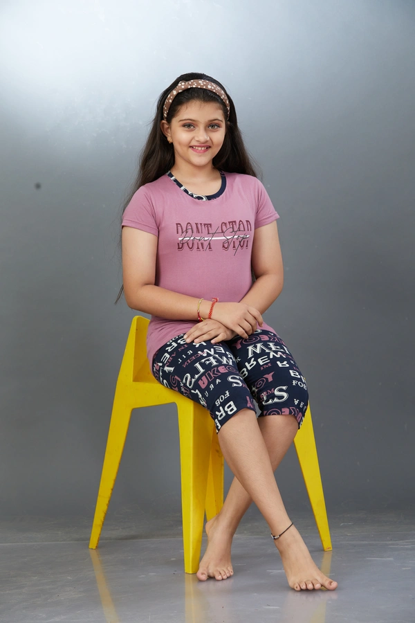 Vee MAX Vee Max Girls Printed Collar Night Suit - Grey, 11-12 Yrs
