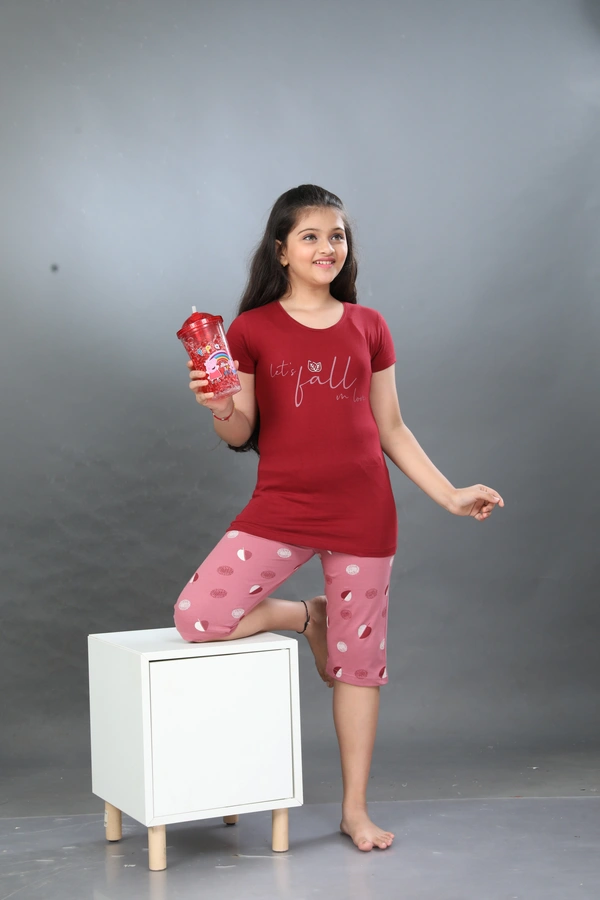 Vee MAX Vee Max Girls Printed Collar Night Suit - Grey, 5-6 Yrs