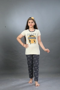 Vee MAX Vee Max Girls Printed Collar Night Suit - Grey, 12-13 Yrs
