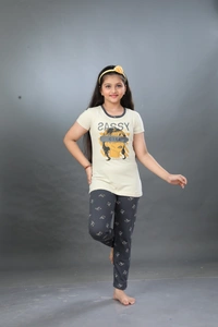 Vee MAX Vee Max Girls Printed Collar Night Suit - Grey, 12-13 Yrs