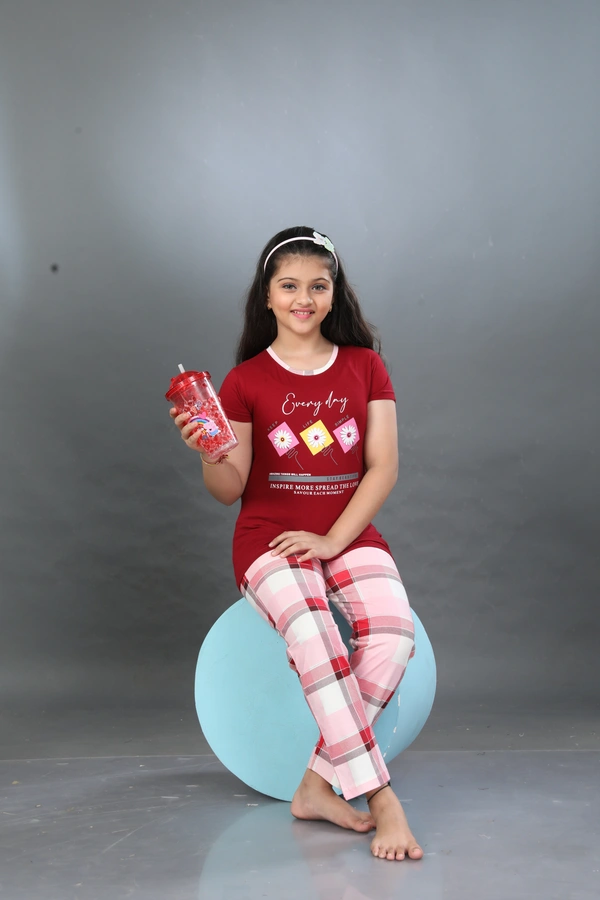 Vee MAX Vee Max Girls Printed Collar Night Suit - Maroon, 4-5 Yrs