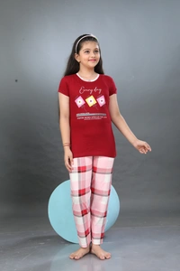 Vee MAX Vee Max Girls Printed Collar Night Suit - Maroon, 4-5 Yrs