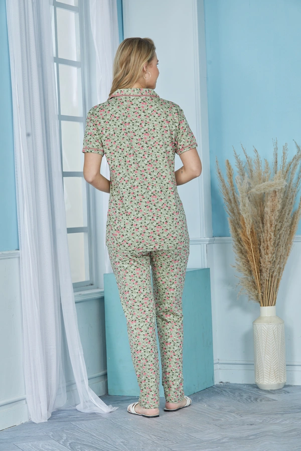 Vee MAX Vee Max Womens Printed Collar Night Suit - Light Green, M