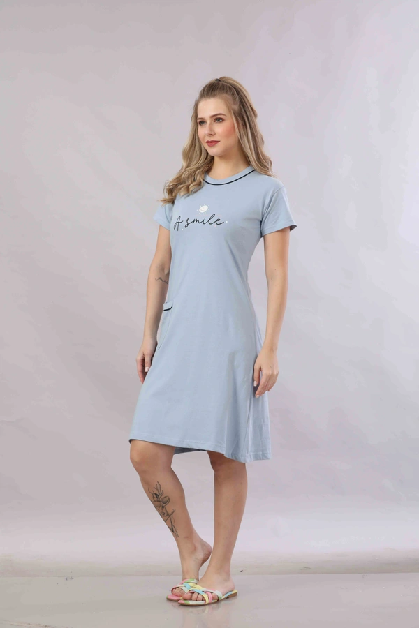 Vee MAX Vee Max Womens Printed  Long Top - Blue, 2XL