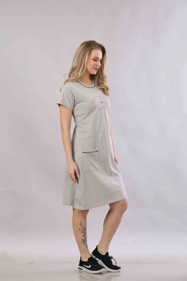 Vee MAX Vee Max Womens Printed  Long Top - Grey, S