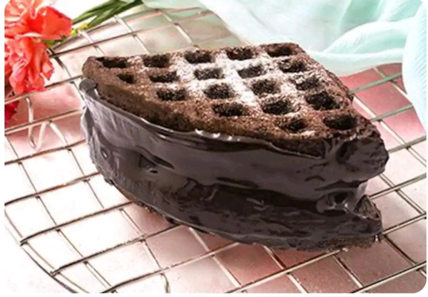 Chocobite Overload Waffle Dark - Roasted Almonds