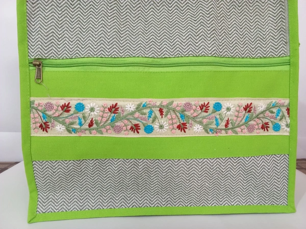 Logu's large Travel Bag - Green