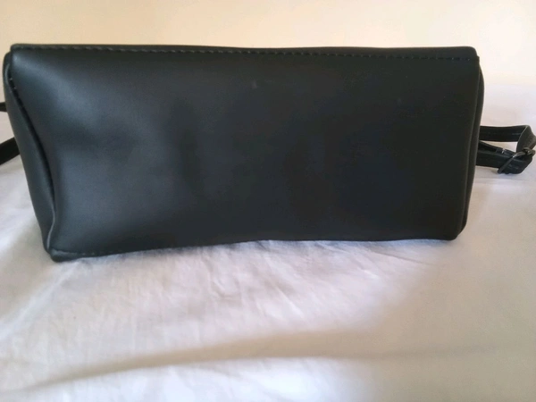 Logu's  Branded Black Professional Designer Handbag For Women  - Black
