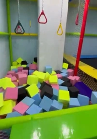URBAN-X® Soft Foam Cubes, Colorful Flame Retardant Pit Blocks Foam Pit Cubes for Trampoline Arenas, Gymnastics, Playground, 6"x6"x6" (Black, Blue, Pink, Yellow) - Set of 200
