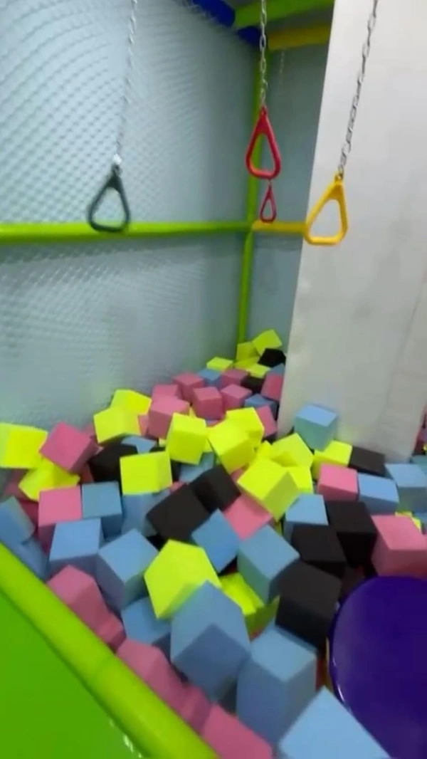 URBAN-X® Soft Foam Cubes, Colorful Flame Retardant Pit Blocks Foam Pit Cubes for Trampoline Arenas, Gymnastics, Playground, 6"x6"x6" (Black, Blue, Pink, Yellow) - Set of 200