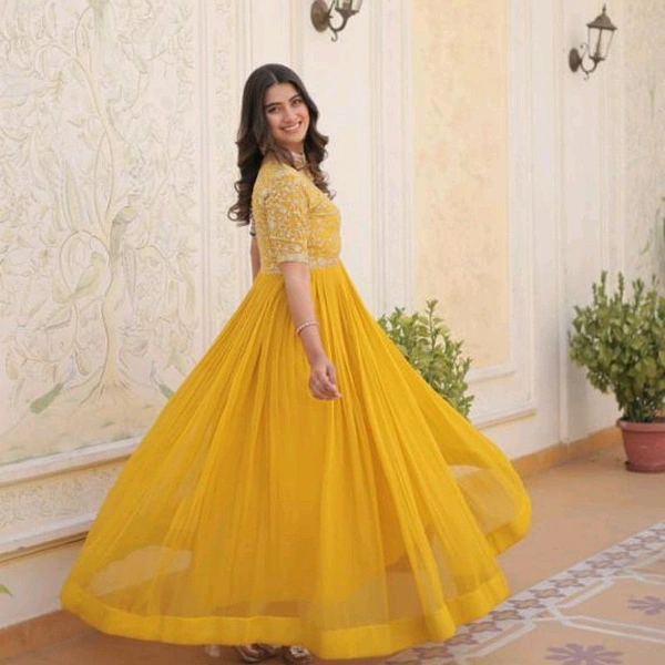 Royal Elegance Luxury Gown - Yellow, XXL