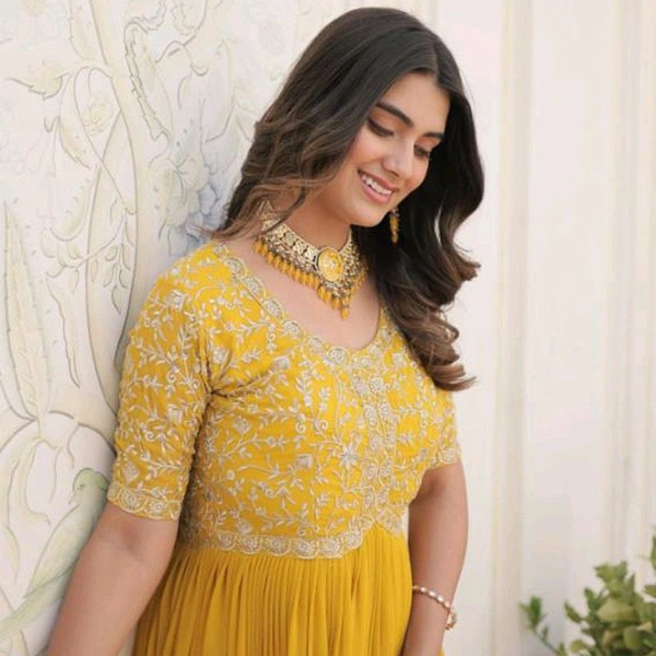 Royal Elegance Luxury Gown - Yellow, XXL