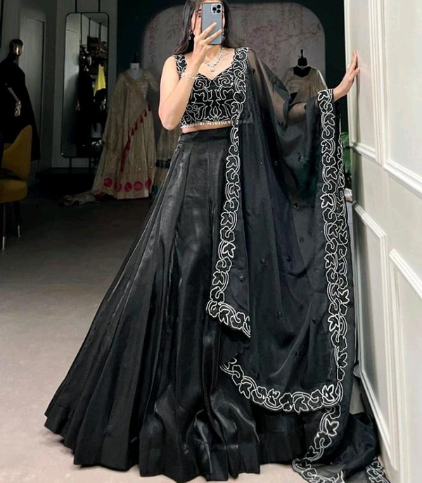 Beautiful Wedding Wear Lehenga Choli - Black, Free