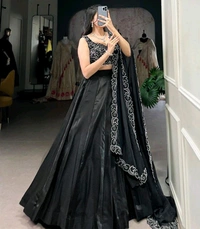 Beautiful Wedding Wear Lehenga Choli - Black, Free