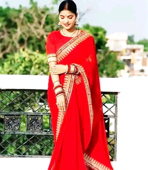 Border Saree with Matching Blouse Piece - Free, Red