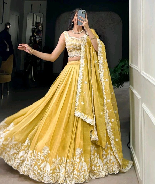 Indian Lehenga Choli Elegant Party Weaver Lehenga - Free, Gold