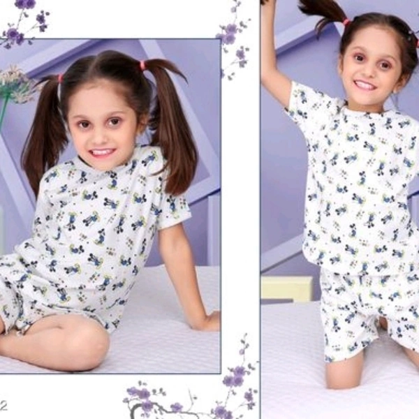 SUPER SOFT AND COMFORTABLE SHORTS SET FOR KIDS - 7-8 years