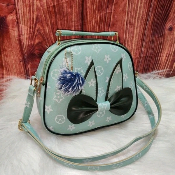 Trendy Attractive Women Slingbags - Green