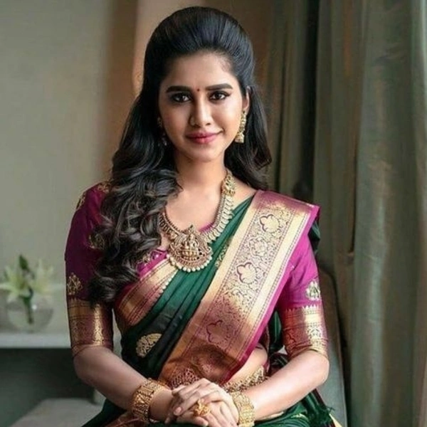Aakarsha Fabulous Sarees 