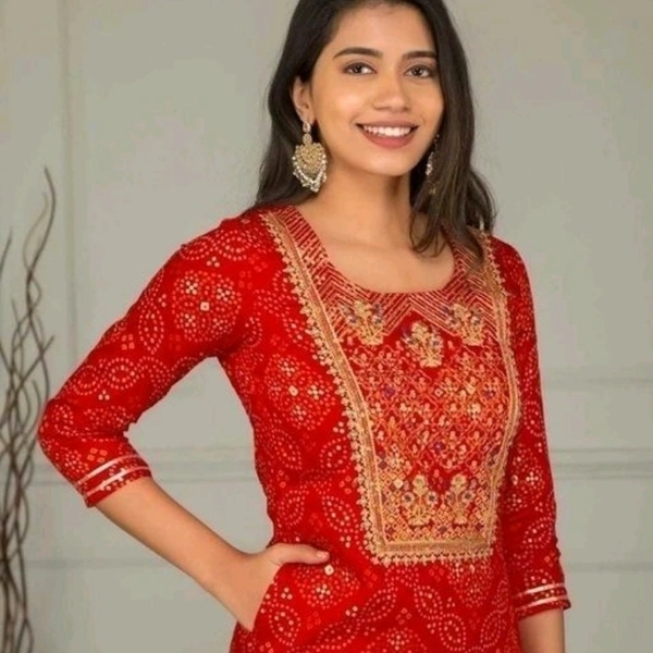 Graceful kurta sharara set - L