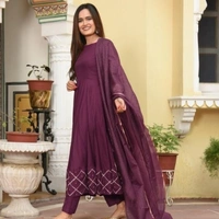 Abhisarika Pretty Women Kurta Sets - Maroon, M