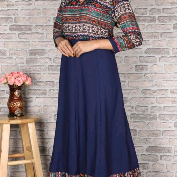Women's Printed Crepe Anarkali Kurti - S